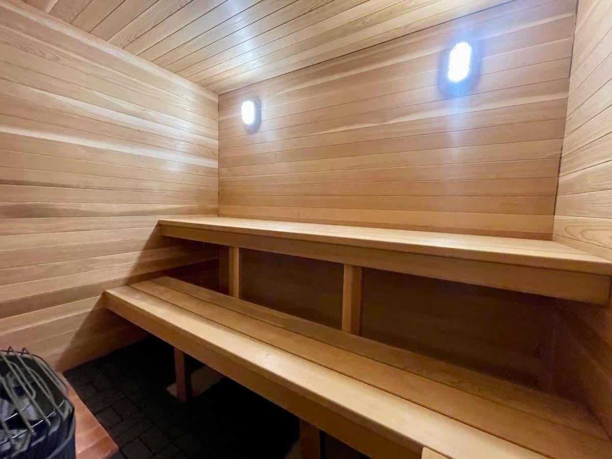 Stunning Log Cabin Getaway At The Hannu Haus Ironwood Exteriör bild